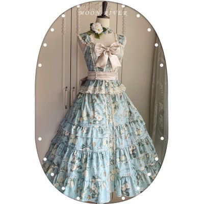 Moon River Camellia and Pearl Top and Skirt(Reservation/Full Payment Without Shipping)